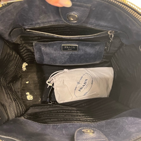 Prada bag - Picture 4 of 5